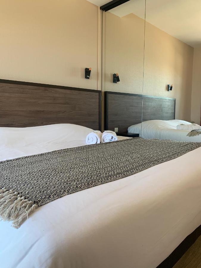 Bed and Breakfast Les Pieds Dans L'Eau 2 Cancale Exterior foto
